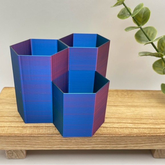 HEXAGONAL ORGANIZER | Makeup Brush Display | Desk Organizer (Brand New!) 💘 - Picture 14 of 16